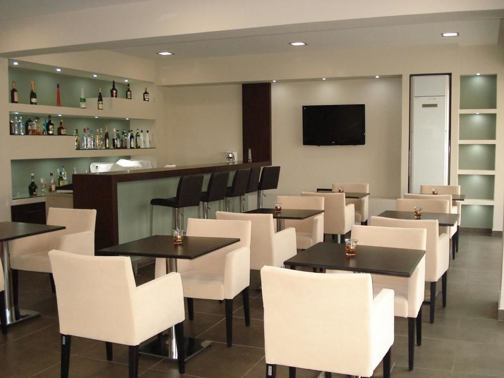 Maritime Hotel Apartments Petaloudes Екстер'єр фото