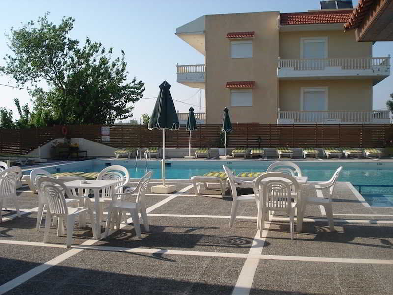 Maritime Hotel Apartments Petaloudes Екстер'єр фото